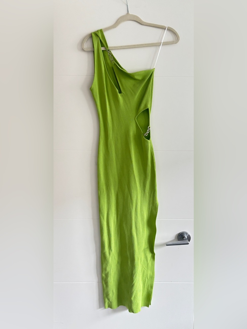 Hera Collection One-Shoulder Lime Green Midi Dress with Chain Cutout